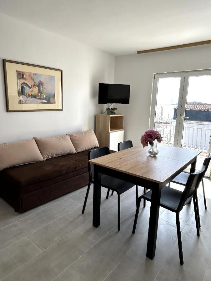 Apartments Ljubomir Rogoznica  Dış mekan fotoğraf